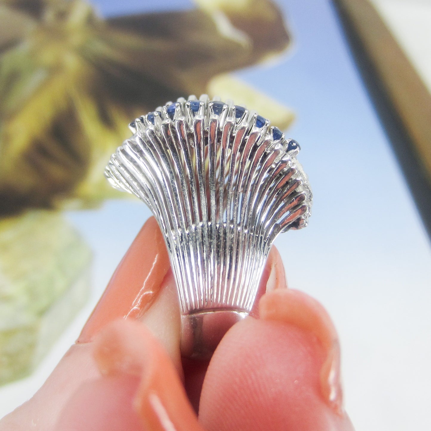 Retro Sapphire Cocktail Ring 18k c. 1950