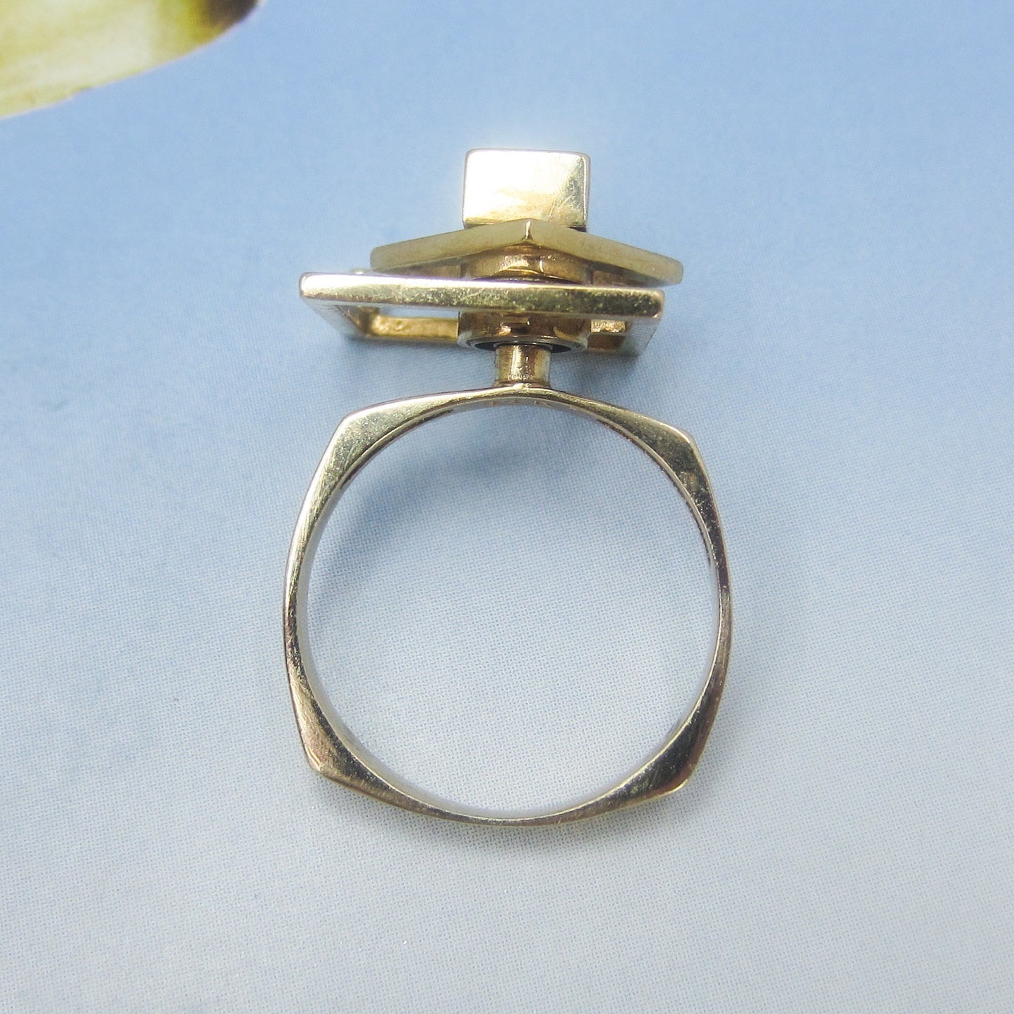 SOLD--Modernist Diamond Spinner Ring 14k by Teufel, 1975 size 6.75