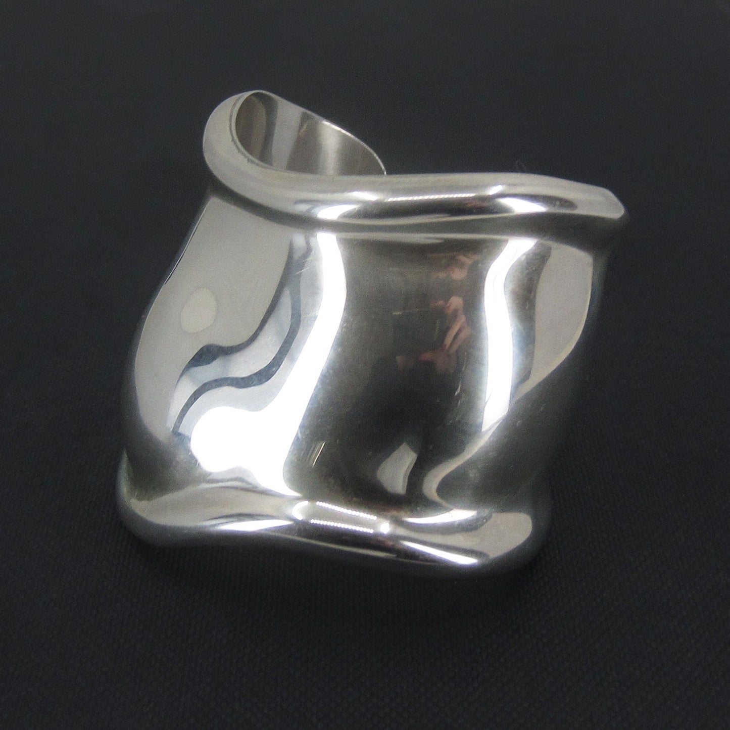 SOLD--Vintage Elsa Peretti Right Wrist Bone Cuff Sterling c. 1978