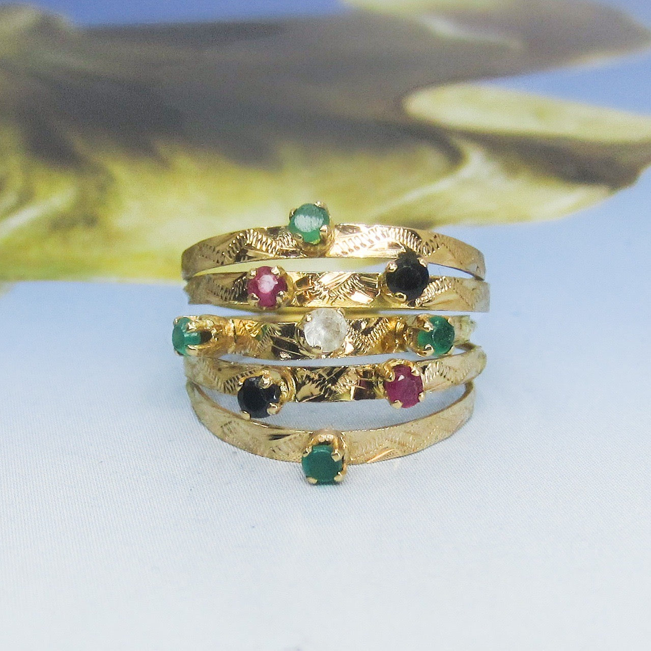 SOLD-Mid-Century Multi-Gem Harem Ring 18k, size 6 c. 1960