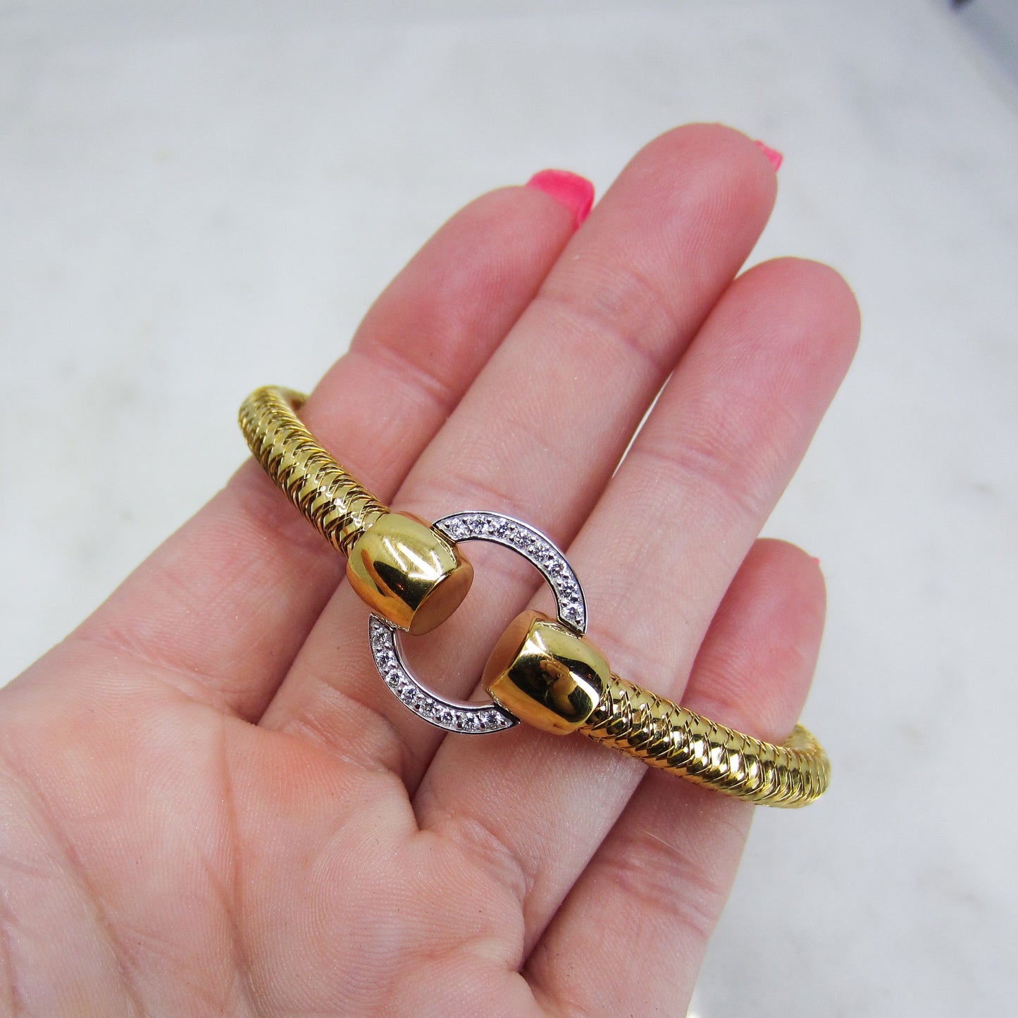 Vintage Roberto Coin Woven Diamond Bangle 18k, Italy c. 2000's