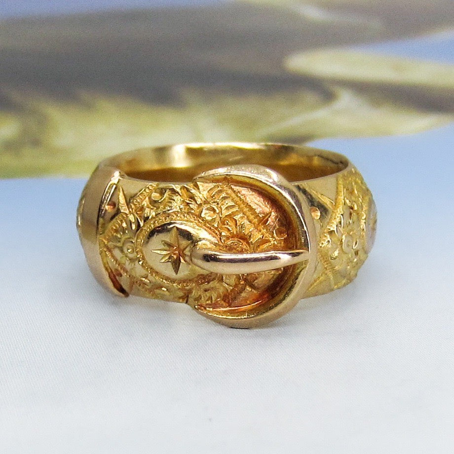 Victorian Wide Patterned Buckle Ring 18k, British c. 1890 size 6.25