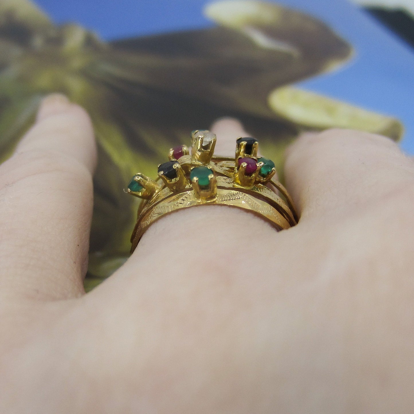 SOLD-Mid-Century Multi-Gem Harem Ring 18k, size 6 c. 1960